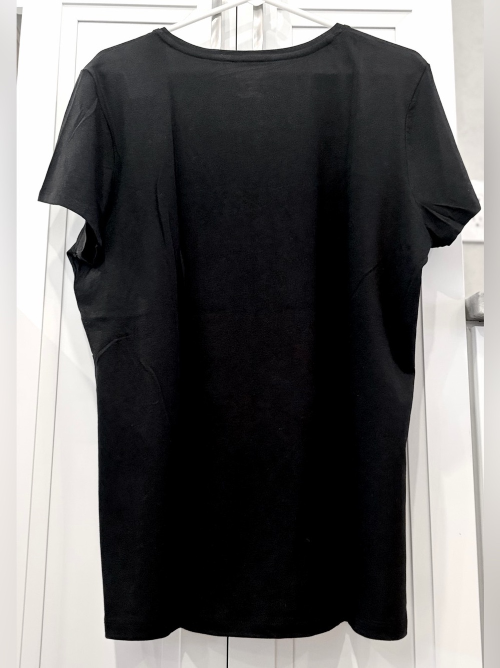 NWT! 🖤 Banana Republic T Shirt - Picture 2 of 5